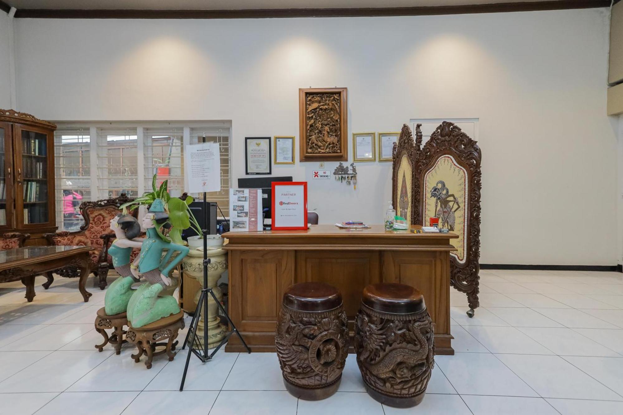Reddoorz Plus At Swun Stay Raya Langsep Malang Exteriér fotografie