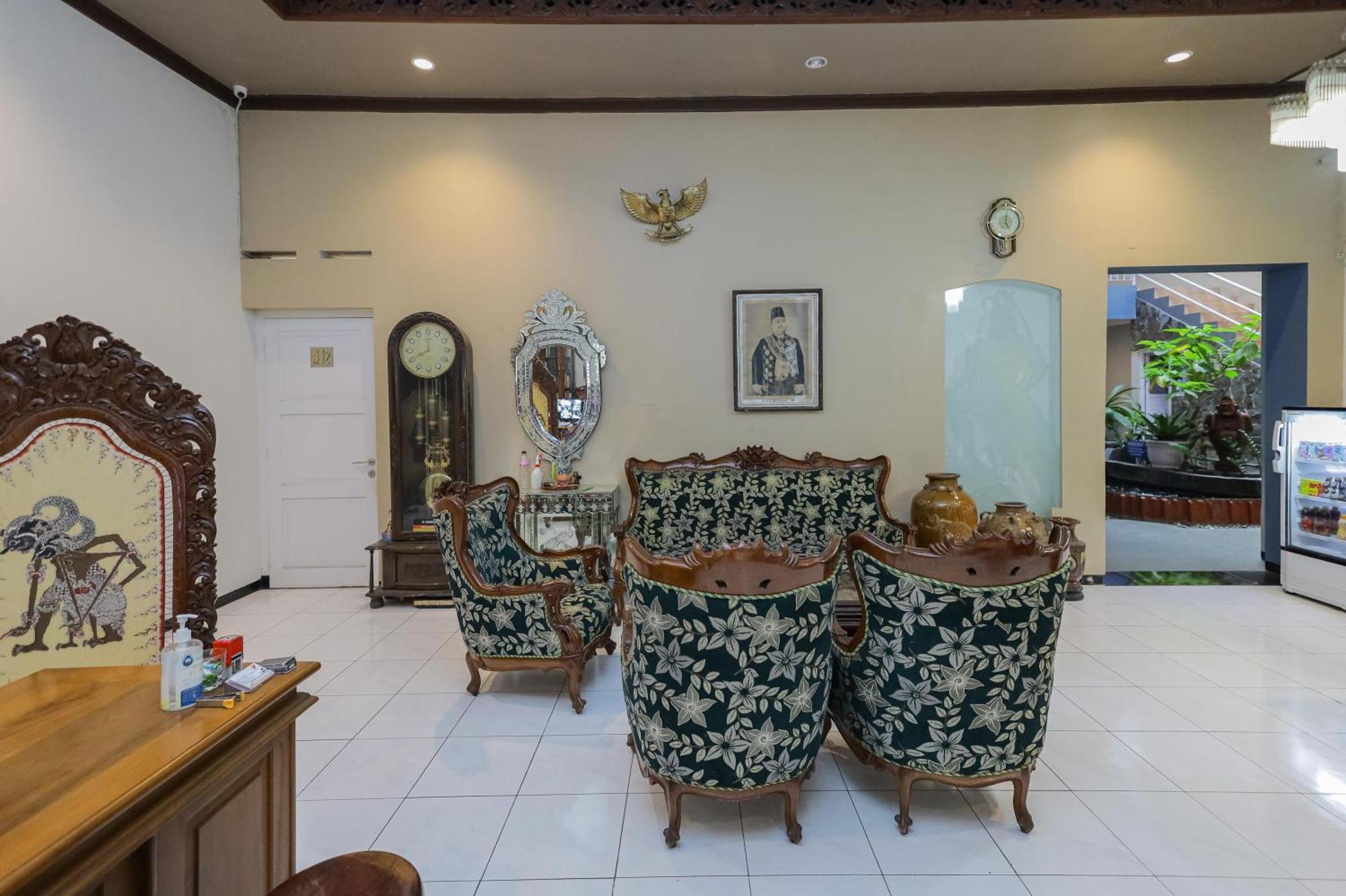 Reddoorz Plus At Swun Stay Raya Langsep Malang Exteriér fotografie