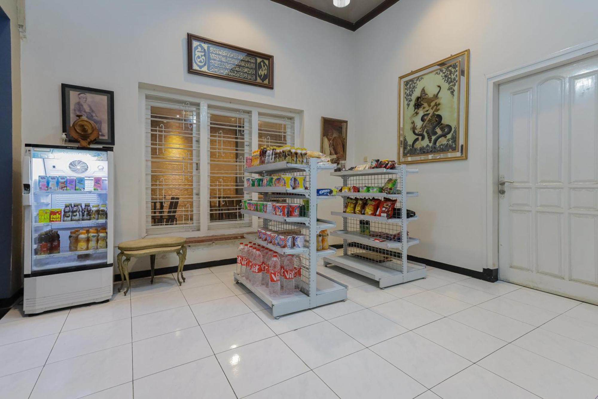 Reddoorz Plus At Swun Stay Raya Langsep Malang Exteriér fotografie